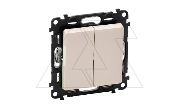 Valena Life - Выключатель двухклавишный, слоновая кость (инд. упаковка) (стикерованный)