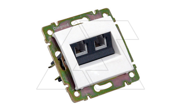 Valena - Розетка телеф. 2хRJ 11 4 конт., белая Valena - Розетка телеф. 2хRJ 11 4 конт., белая