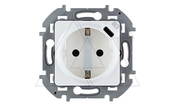 Inspiria - Розетка 2P+E нем. стд., с USB Type С, 1500mA - 5В (белый/стикерованный) Inspiria - Розетка 2P+E нем. стд., с USB Type С, 1500mA - 5В (белый/стикерованный)
