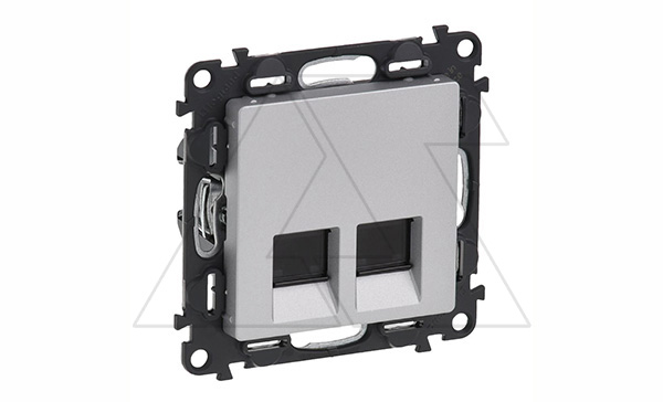 Valena Life - Розетка 2хRJ-45 UTP CAT5E, алюминий (инд. упаковка)
