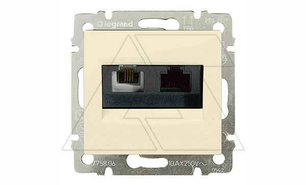 Valena - Розетка двойная RJ-45 UTP CAT6E+RJ11, сл.кость (инд. упаковка)