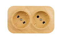 Quteo - Розетка 2х2P моноблок, с предварительным подключением (дерево) (стикерованный)